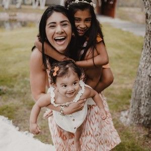 Meet your Posher, Bibi